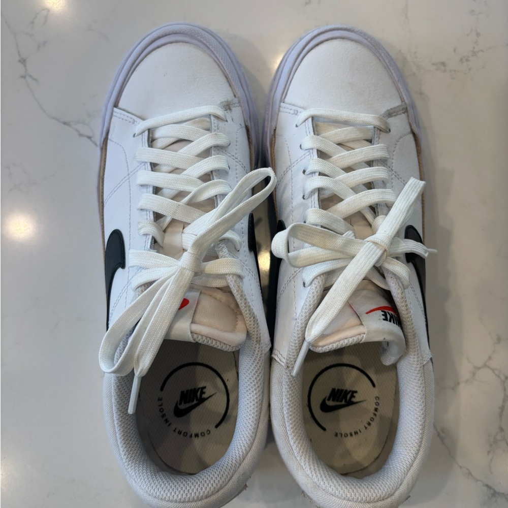 Women’s Nike platforms size 9